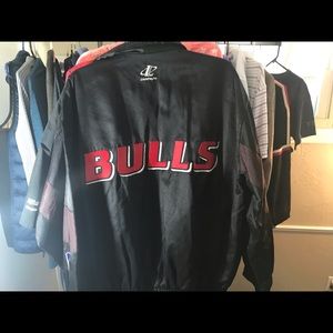 Chicago Bulls authentic wear size L